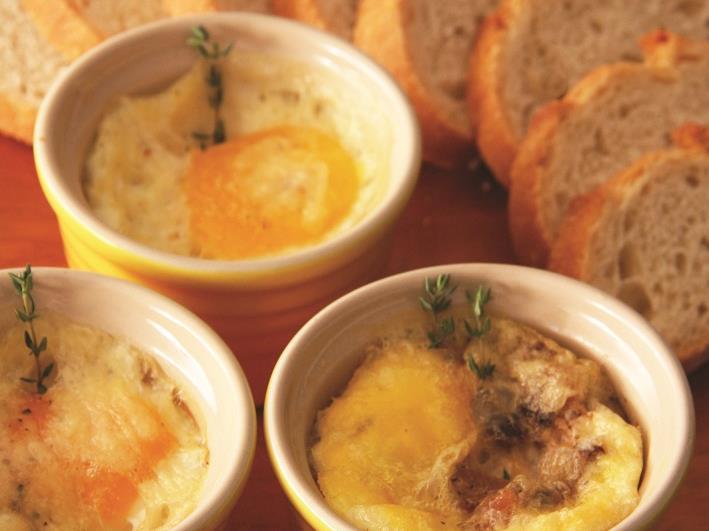 Ovos ao forno com bacon